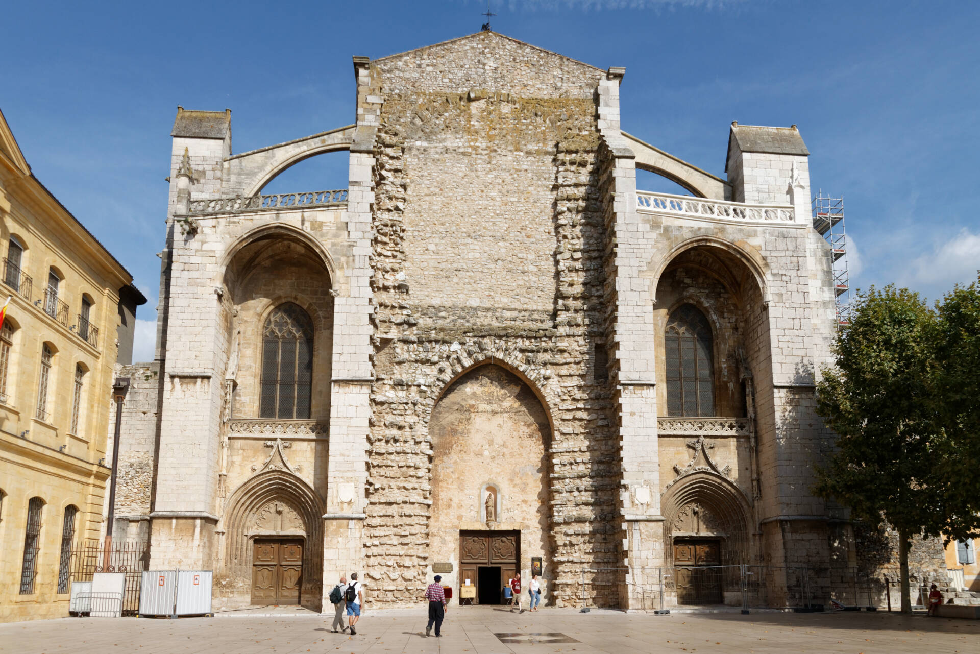 Image locale St Maximin la Ste Baume