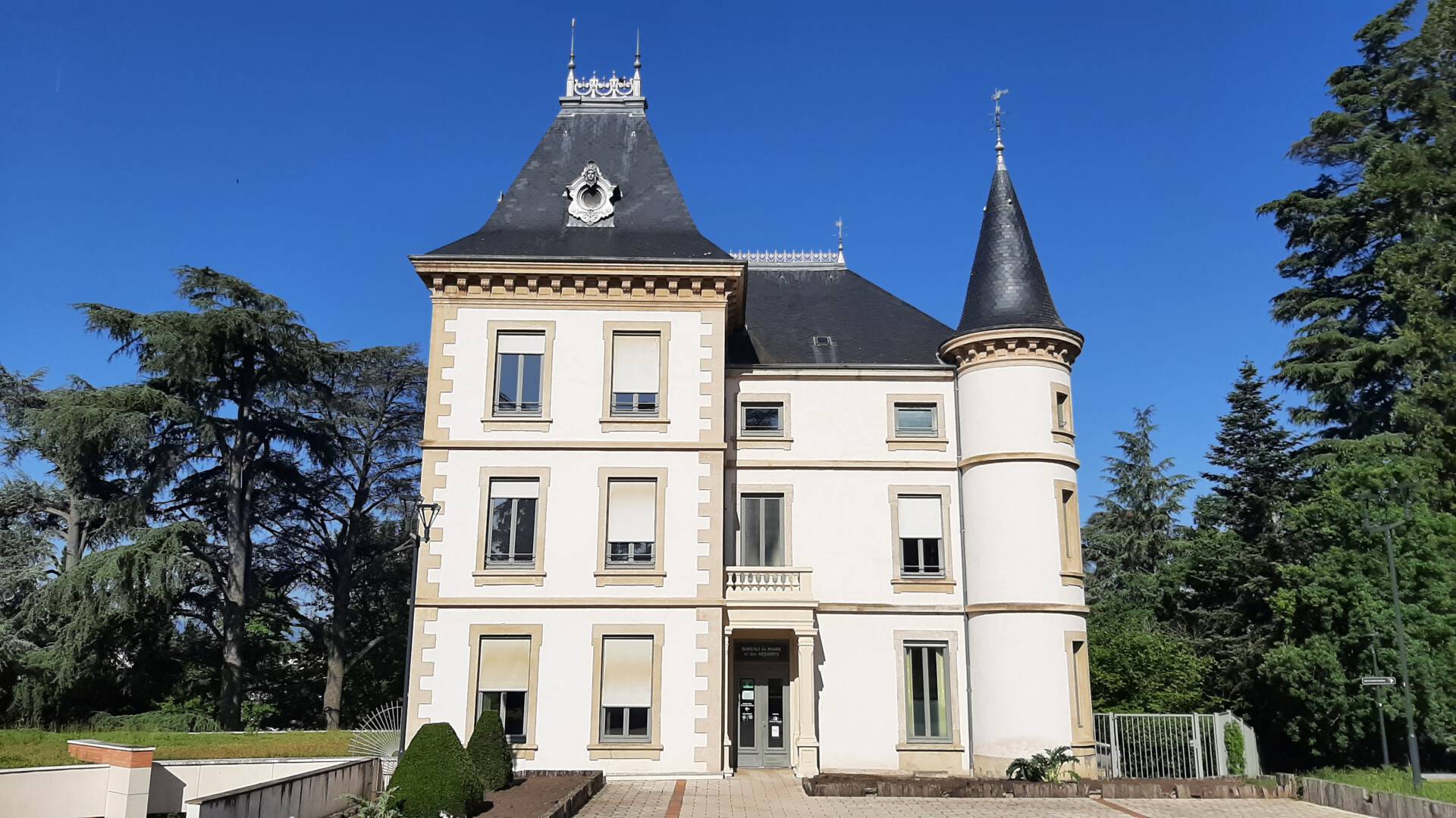 Image locale Andrezieux Boutheon