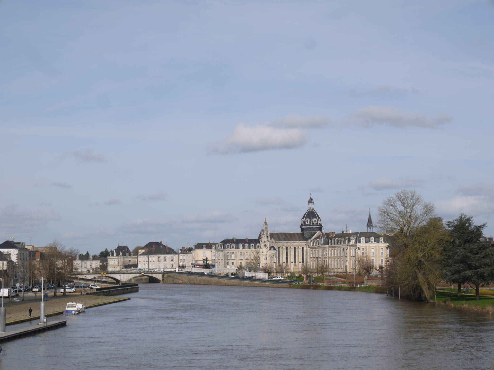 Image locale Chateau Gontier