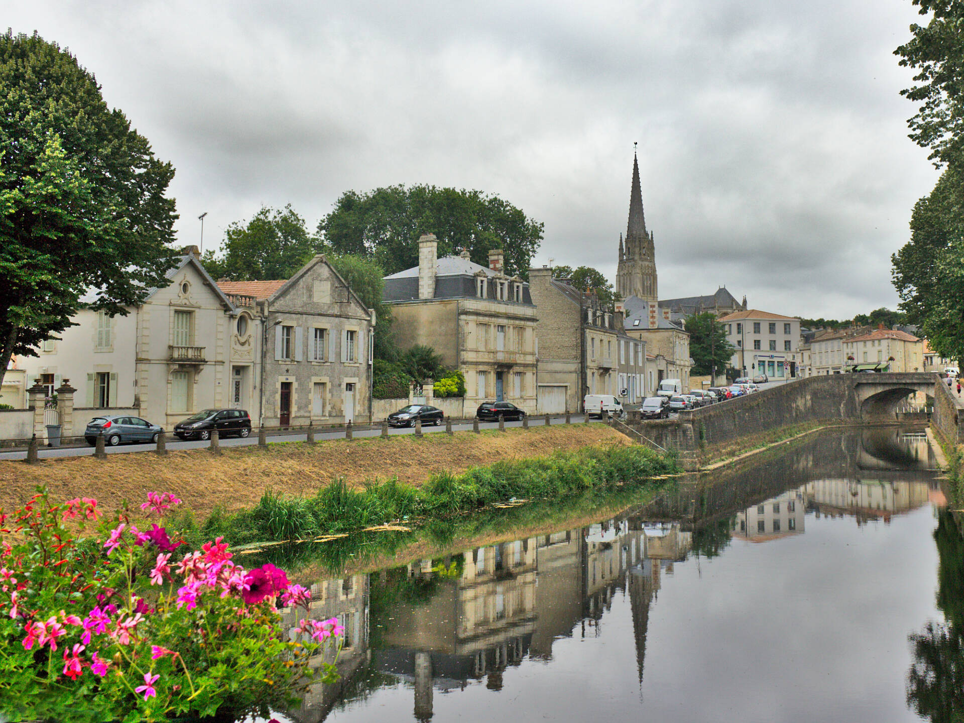 Image locale Fontenay le Comte