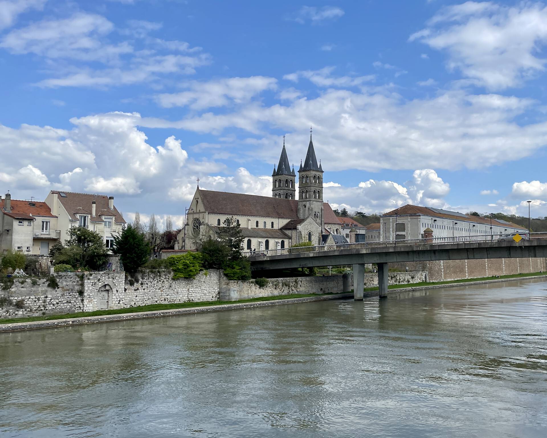 Image locale Melun