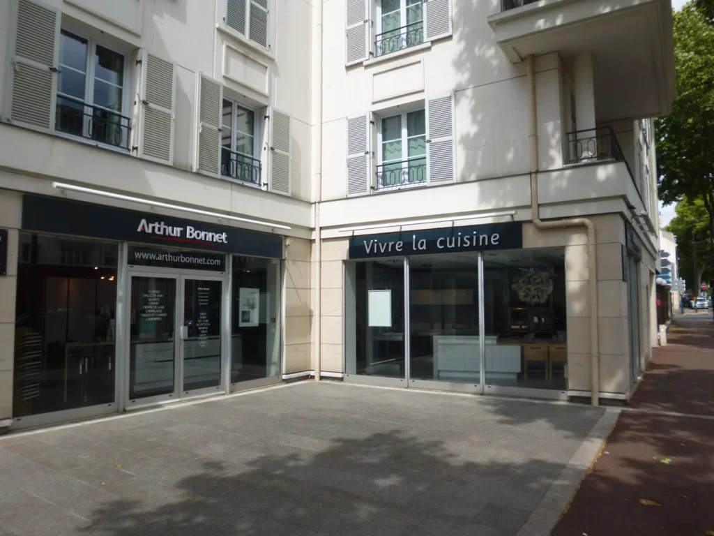 Cuisiniste Arthur Bonnet | Rueil Malmaison à Rueil Malmaison - cuisine équipée et showroom