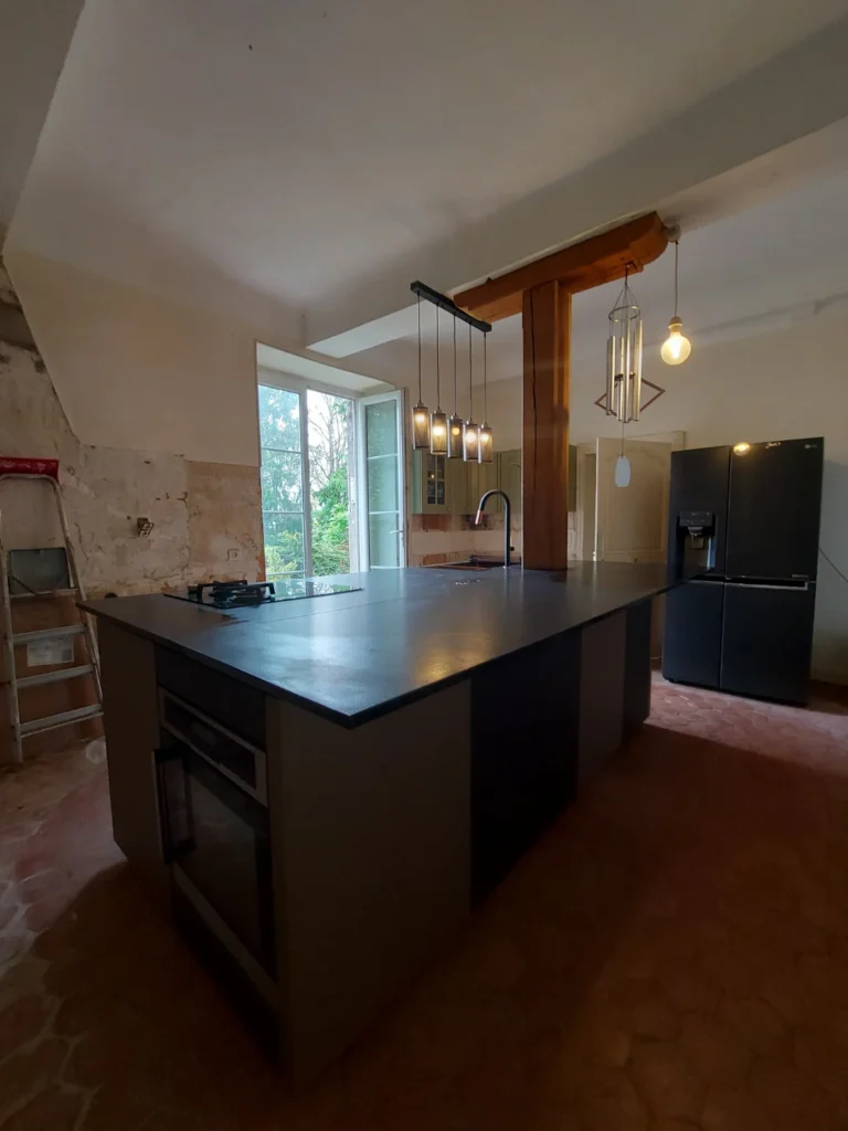 Cuisiniste Eden Wood Le Creusot à Le Creusot - cuisine équipée et showroom